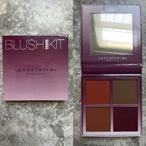 🔮 ANATASIA - GRADIENT BLUSH KIT 🔮